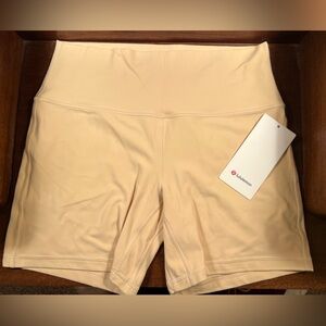 NWT LULULEMON ALIGN SHORTS